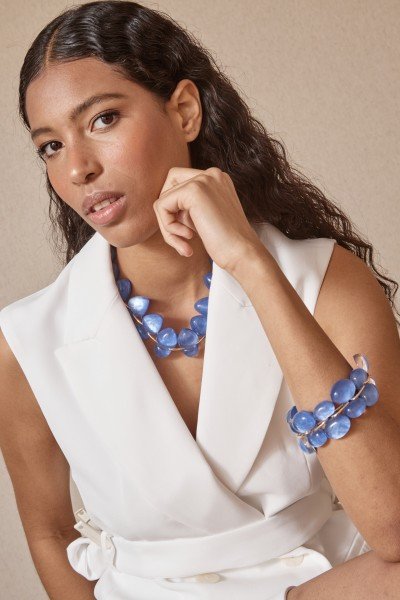 Collar resina translúcida