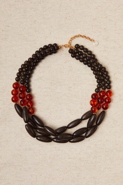 Collar resina triple vuelta
