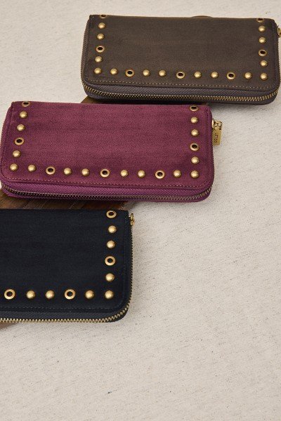 Cartera Monedero con Tachuelas