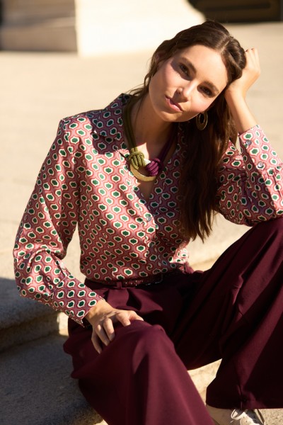 Blusa estampado geometrías 