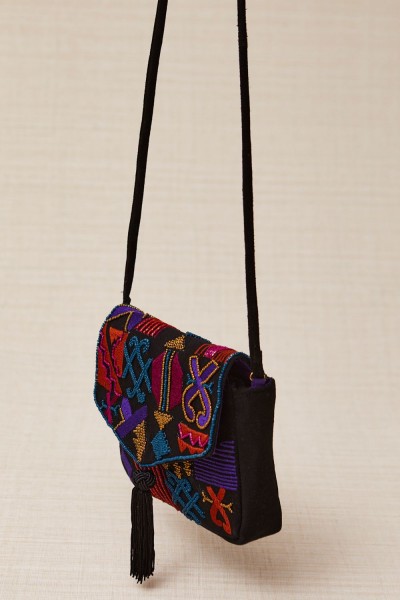 Bolso Bandolera con Bordado en Resinas