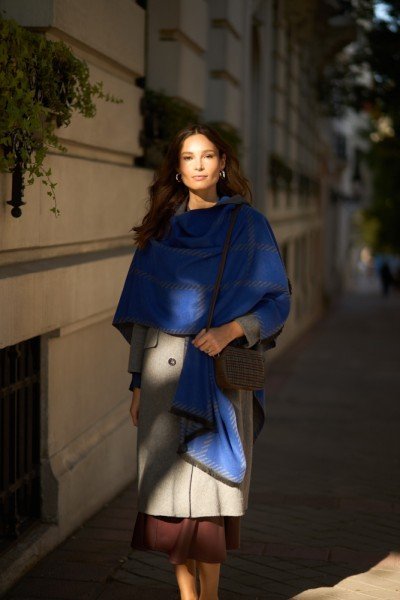 Poncho Azul Rectángulos