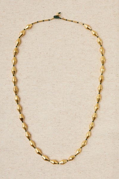 Collar largo latón baño oro e hilo