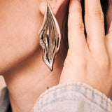 Pendientes Pétalo Ondulado Plata