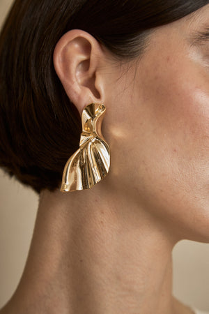 Wave Gold Earrings