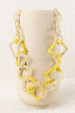 Collar Eslabones Resina Geométricos Amarillo