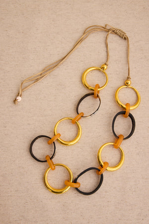 Collar Largo Argollas Resina Amarillo