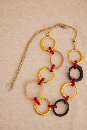 Collar Largo Argollas Resina Rojo