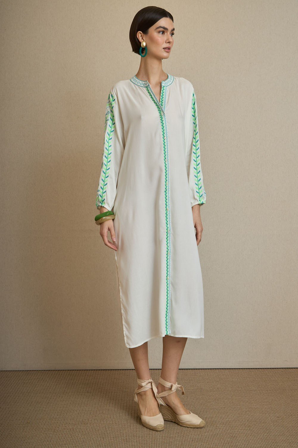 Vestido Kurta Bordado Hojas Verde