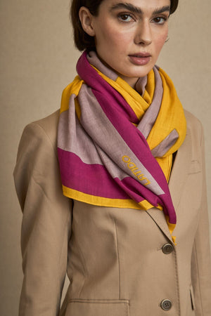 Fular Maxi Geometrías Amarillo