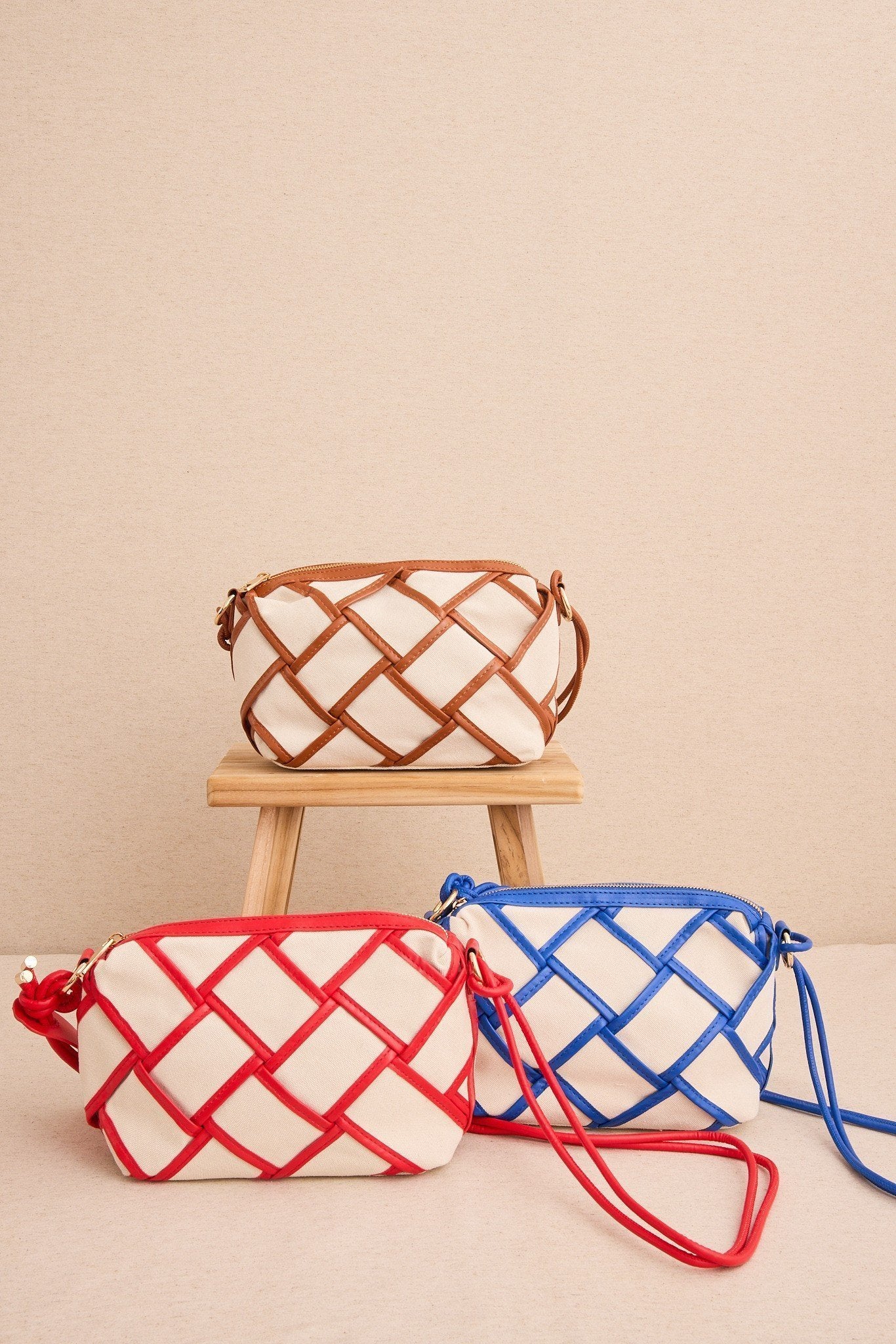 Bolso Mediano Rombos Color Marrón