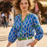 Blusa Ondas Bordada Azul