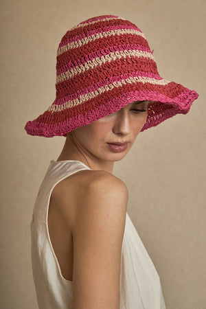 Gorro Rafia Rayas Fucsia
