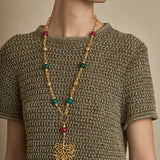 Collar Corto Piedras y Colgante Forma Coral