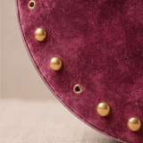 Bolso Media Luna con Tachuelas Burdeos