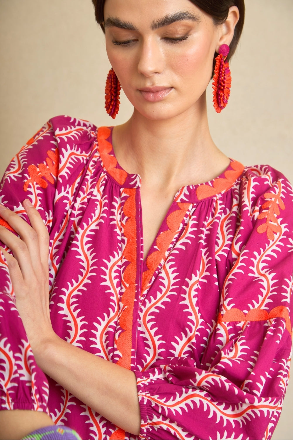 Vestido Kurta Ondas Bordada Fucsia
