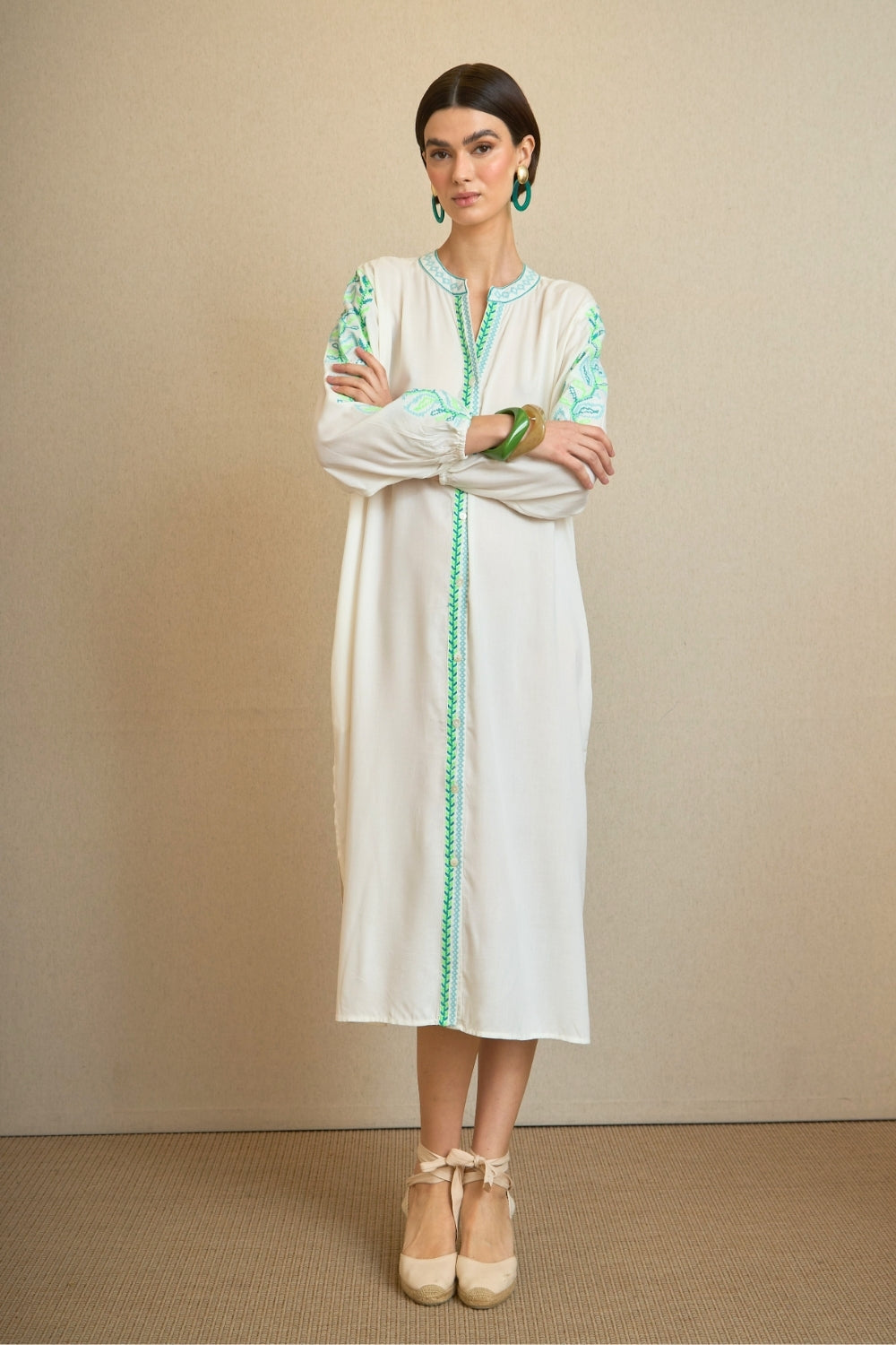 Vestido Kurta Bordado Hojas Verde