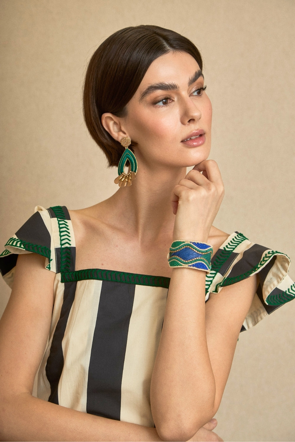 Conjunto Top-Falda con Bordado Verde