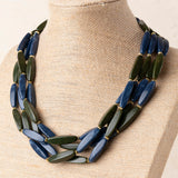 Collar Corto Resina Combinada Azul