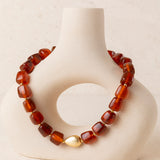 Collar Corto Resina Ambar