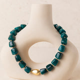 Collar Corto Resina Verde