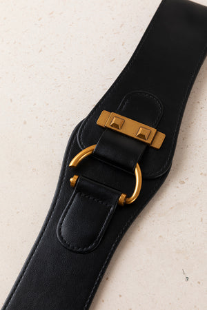 Red Resin Buckle Zigzag Belt
