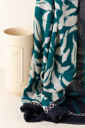 Zig Zag Fuchsia Scarf