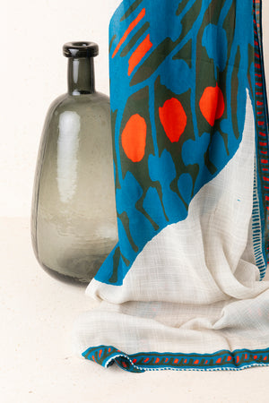 Fular Estampado Mariposa Beige