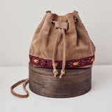 Bolso Saca Mini de Piel con Bordado Amarillo