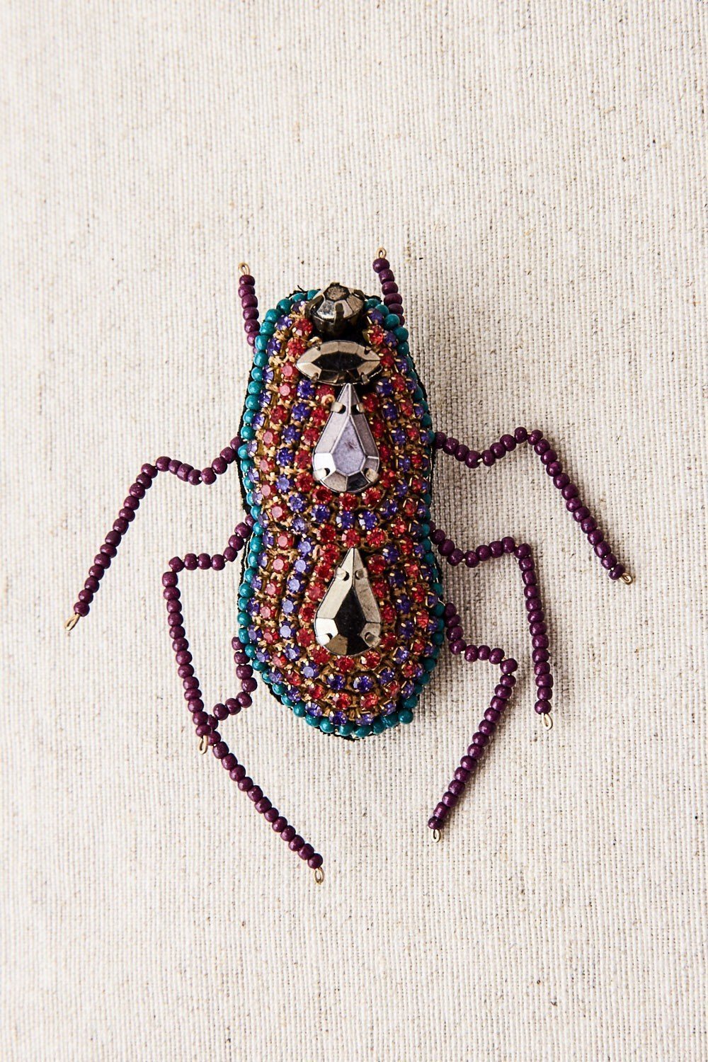 Broche Insecto Violeta