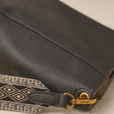 Bolso Cubo con Asa Tejida Gris