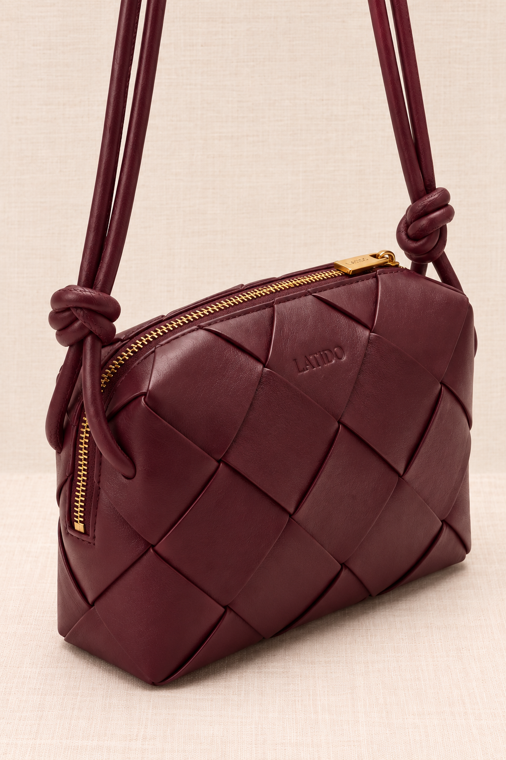 Bolso Trenzado Bandolera Burdeos