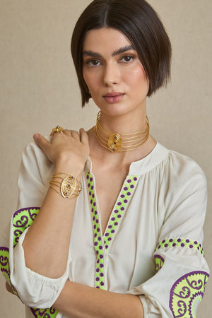 Simple gold-plated brass choker