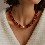 Collar Corto Resina Ambar