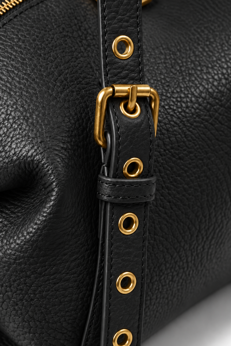 Bolso Bowling Tachuelas Negro