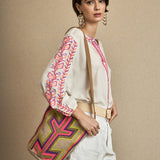 Blusa Bordado Hojas Fucsia